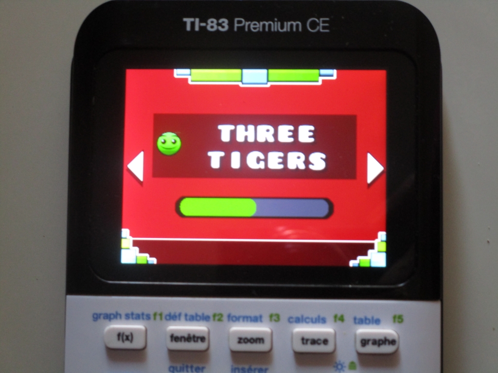 TI-83PCE: 3 Tigers Geometry Dash