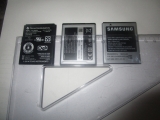 Batteries : 1x TI + 2x Samsung